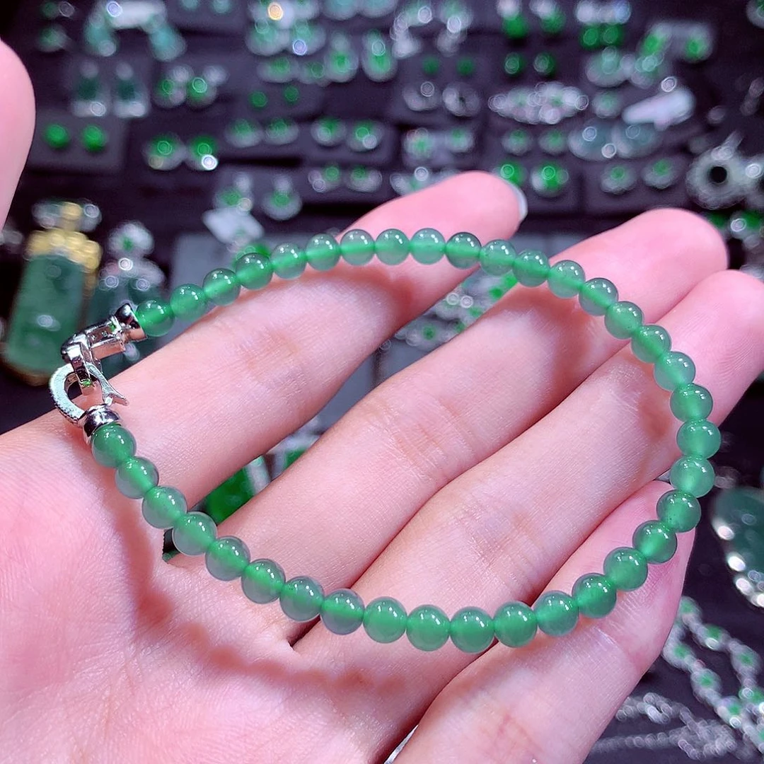 翡翠未镶嵌颈饰挂件