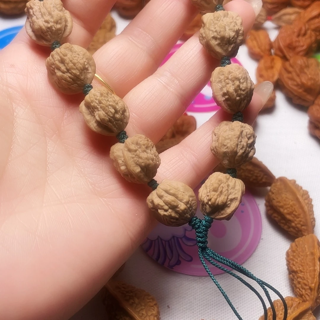 6***7文玩核桃吊坠蛤蟆头