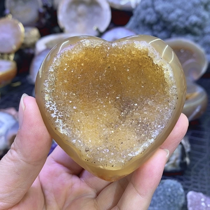 未镶嵌珠宝半成品水晶