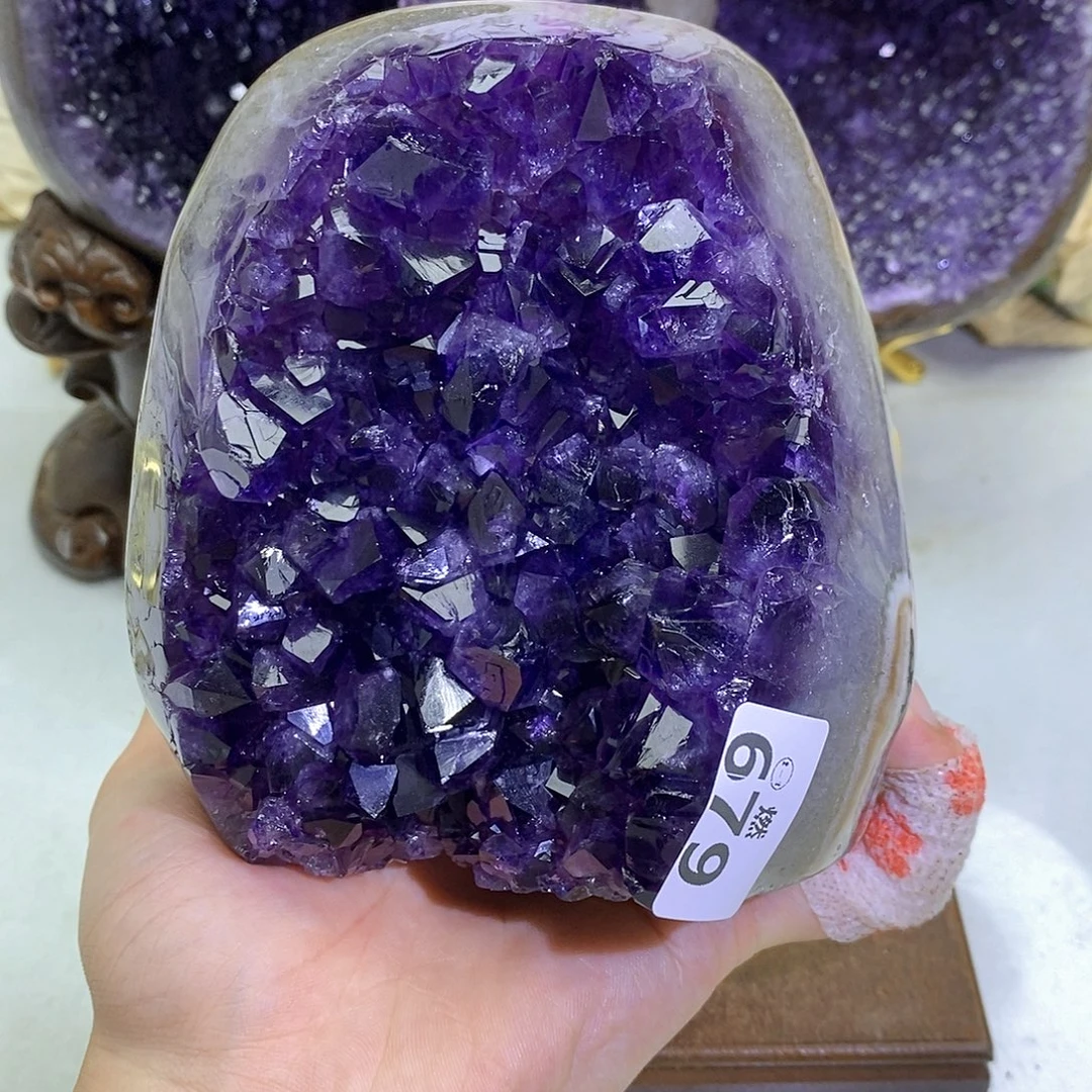 紫晶未镶嵌大型摆件（非配饰）