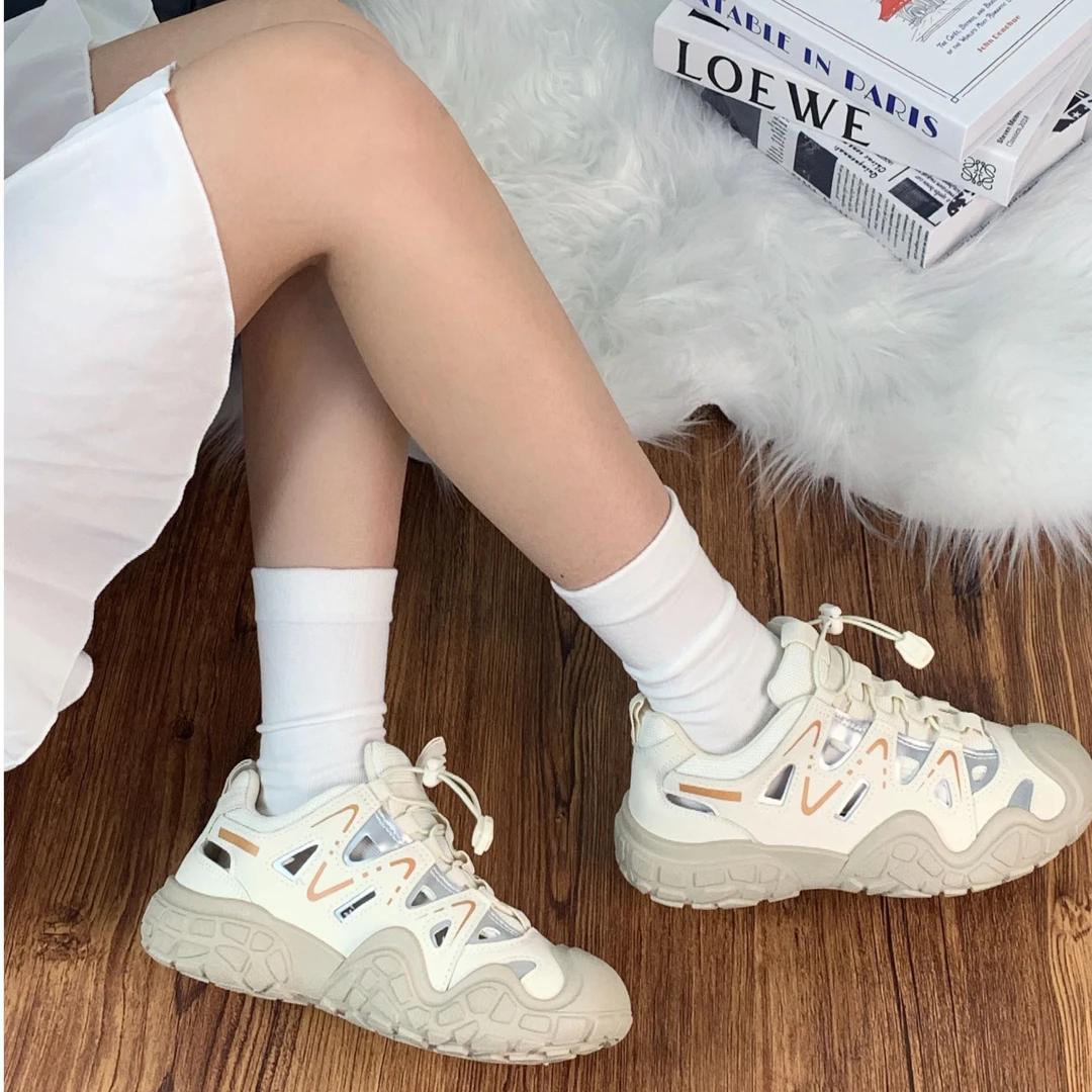 飞跃2025秋冬新款潮流复古小众学生百搭厚底软底休闲鞋子复古女鞋