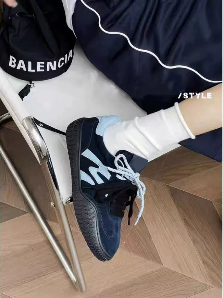 SUSU 时尚德训鞋增高舒适百搭板鞋运动休闲鞋0612 右架3