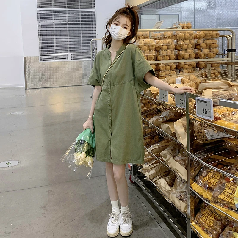 单排扣夏季显瘦韩版收腰短袖女装设计感系扣法式复古小众连衣裙