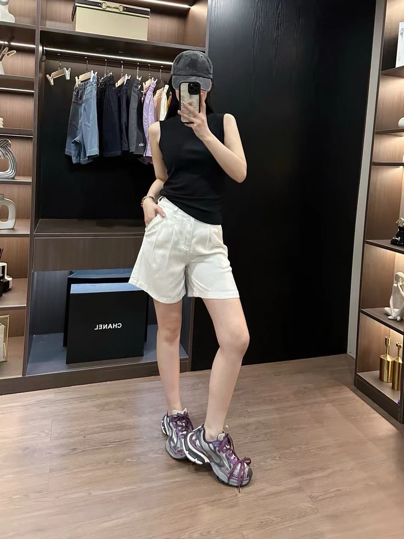 哈吉～高腰捏褶三色阔腿短裤来咯！修饰胯宽、妈妈臀！闭眼入～