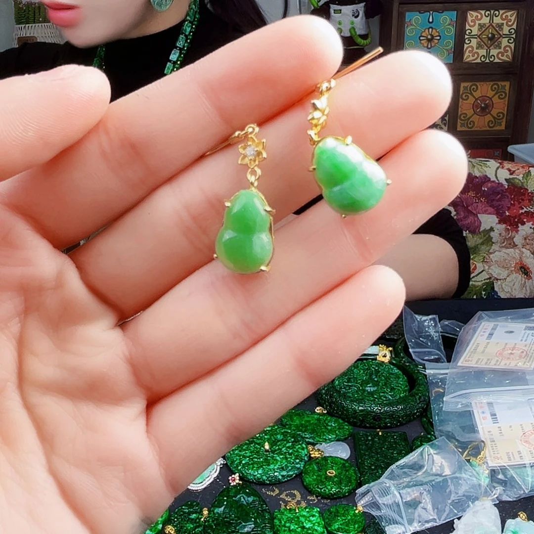 颈饰银S925镶嵌翡翠多样性