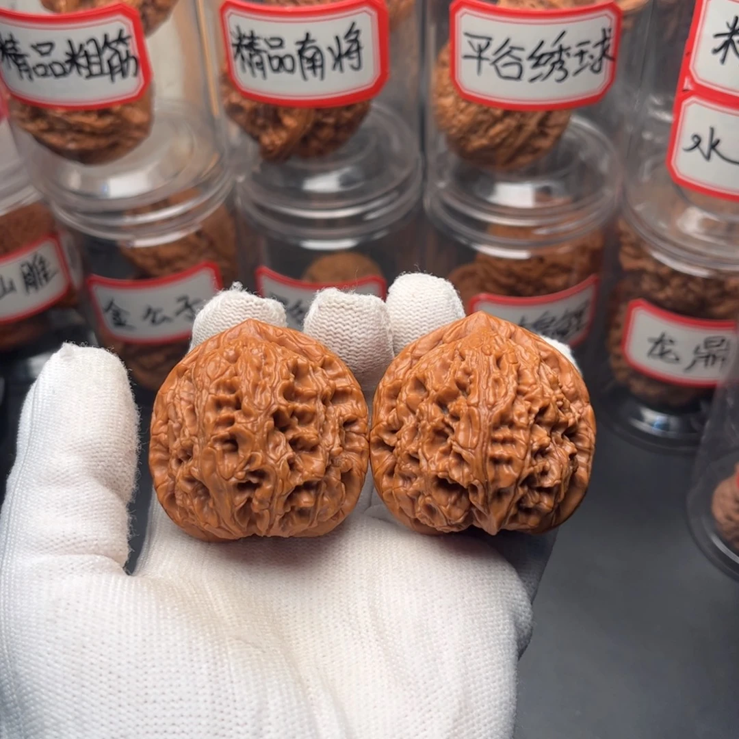 文玩核桃把件43精品水龙纹