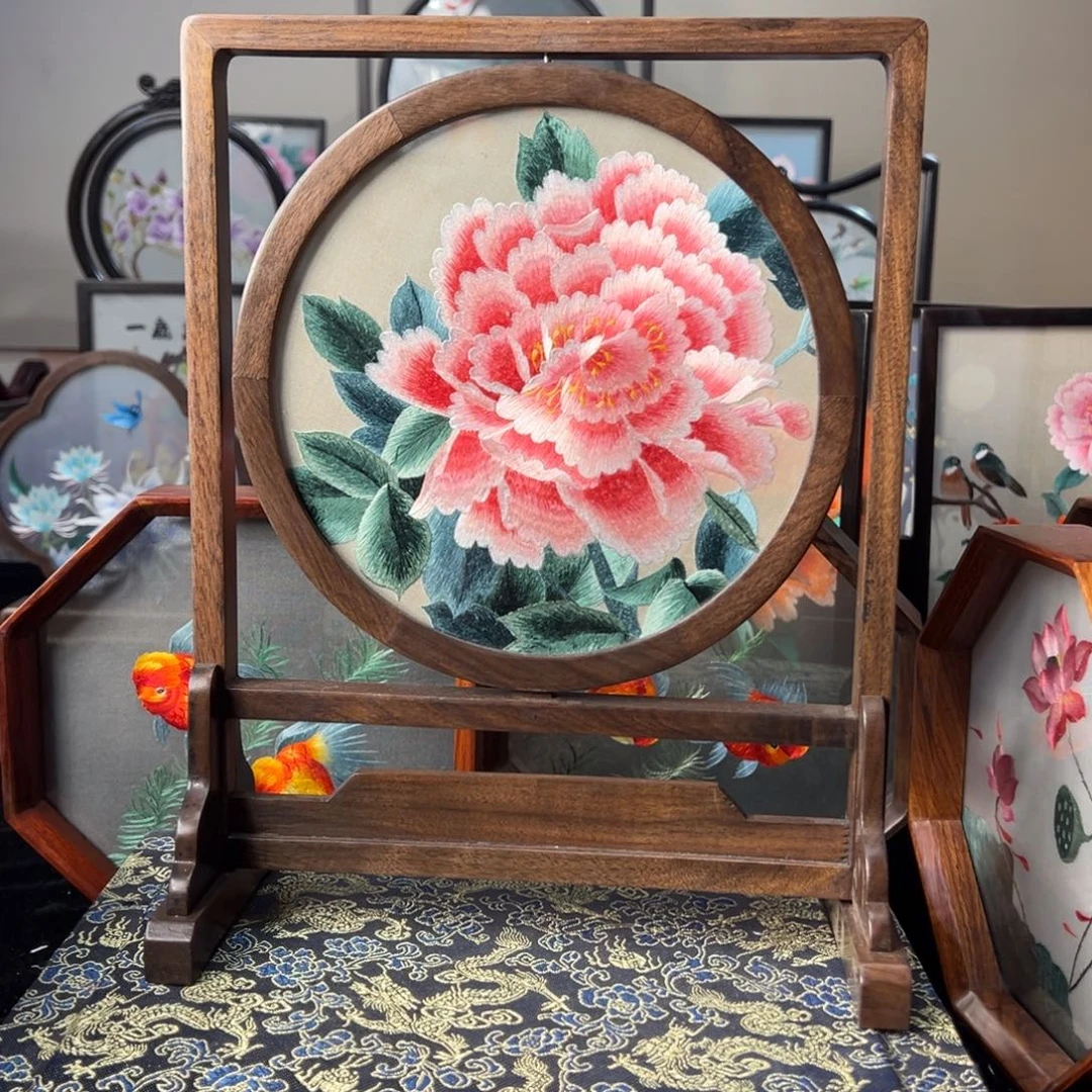 刺绣纯手工刺绣双面绣实木摆件