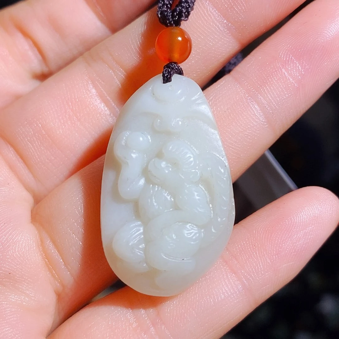 和田玉颈饰未镶嵌