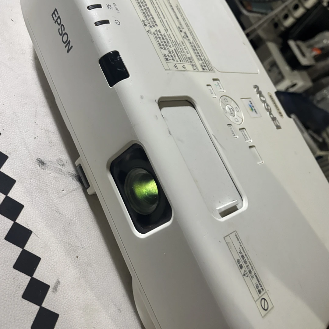 8新  二手 爱普生投影仪 运费自理