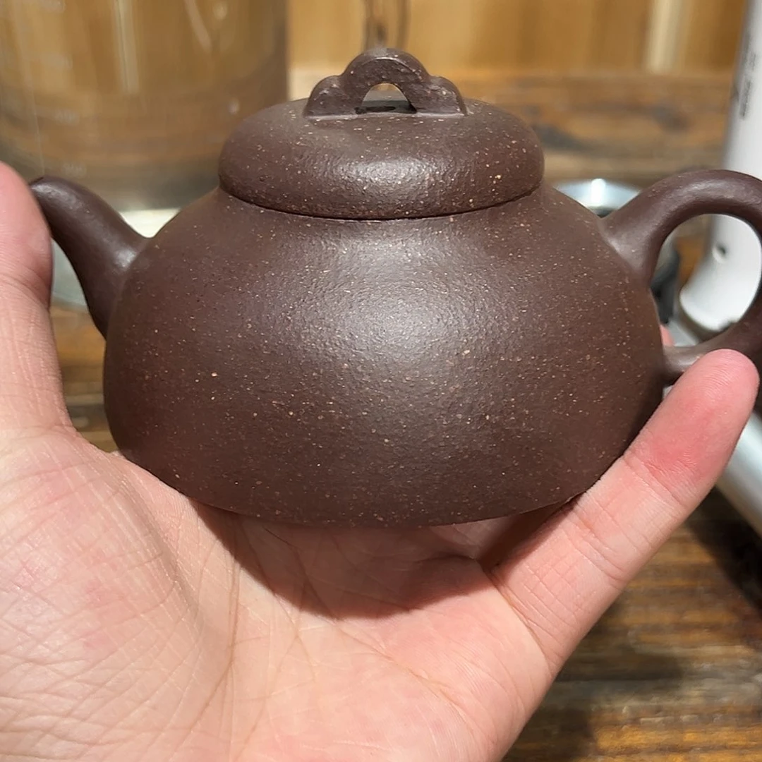 茶壶紫砂紫砂的味道很