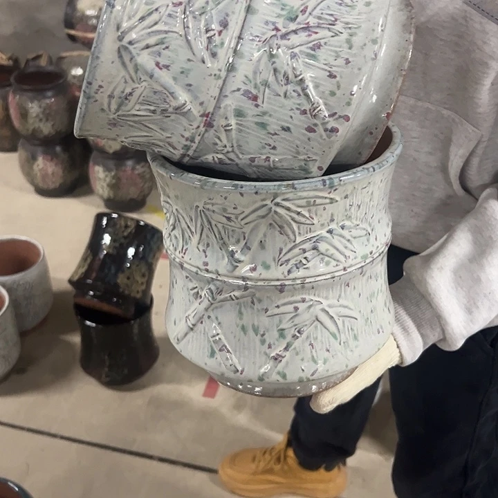 高度22厘米口20厘米