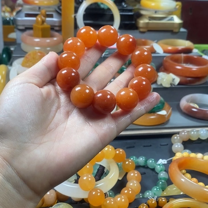 石英质玉（黄龙玉）未镶嵌手镯