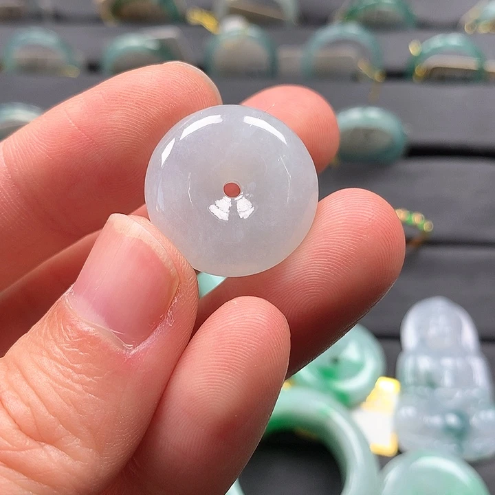 翡翠颈饰未镶嵌平安口