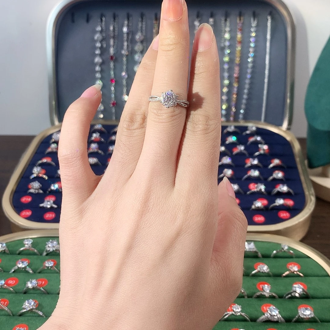 925银合成碳硅石王室庄园50分14.5