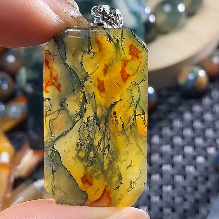 我***人玛瑙/玉髓未镶嵌颈饰