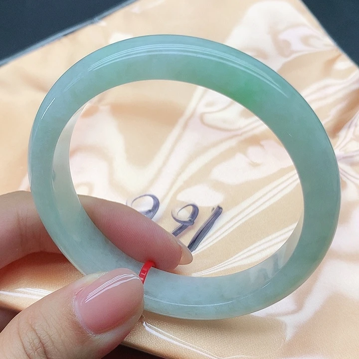 未镶嵌手镯翡翠166