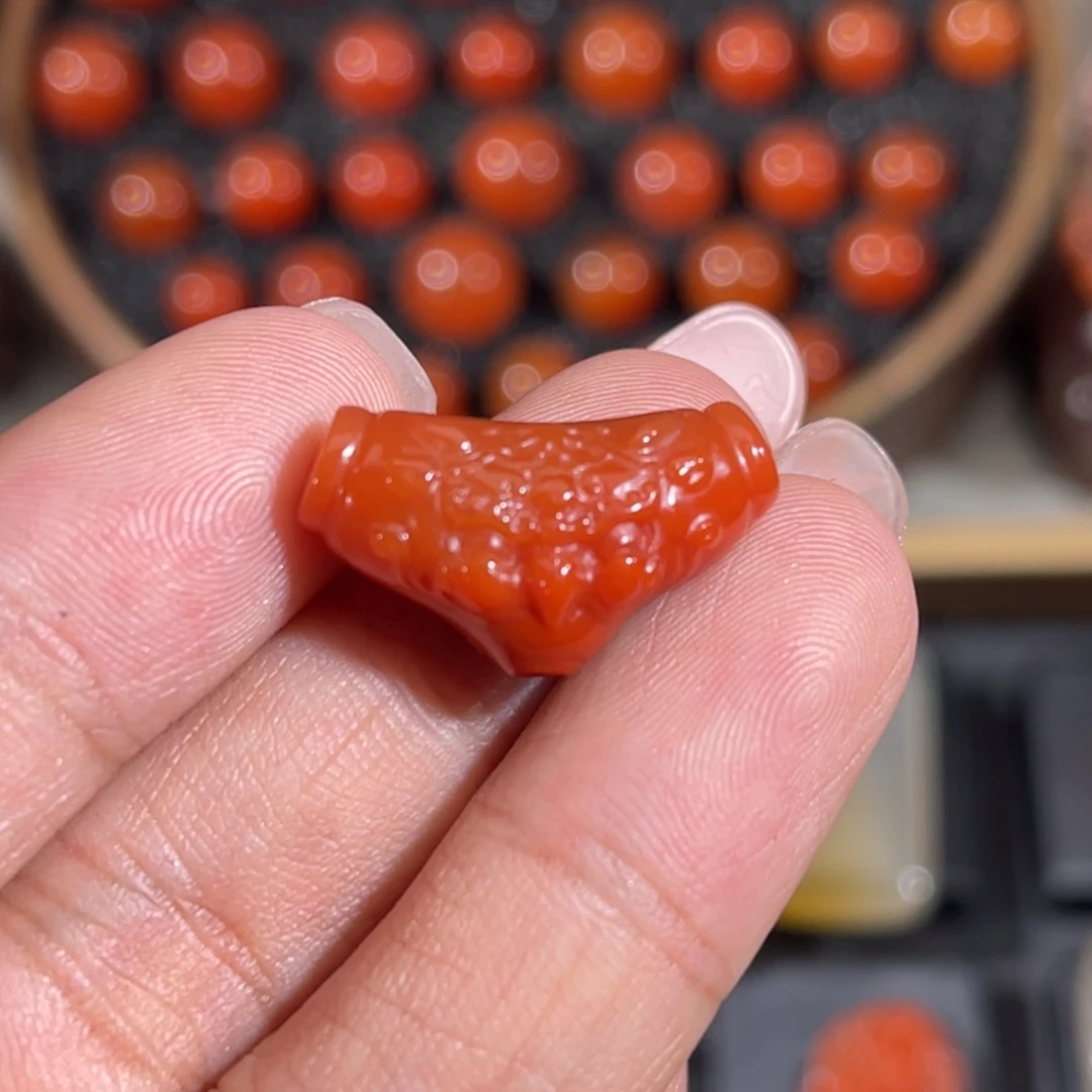 未镶嵌大鹏鸟三通南红玛瑙