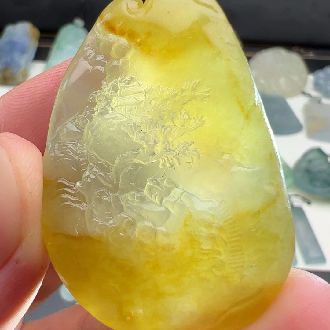 定制翡翠未镶嵌山水