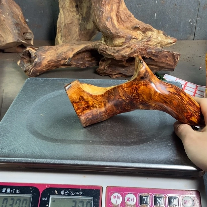 于***V黄花梨/降香黄檀海南黄花梨