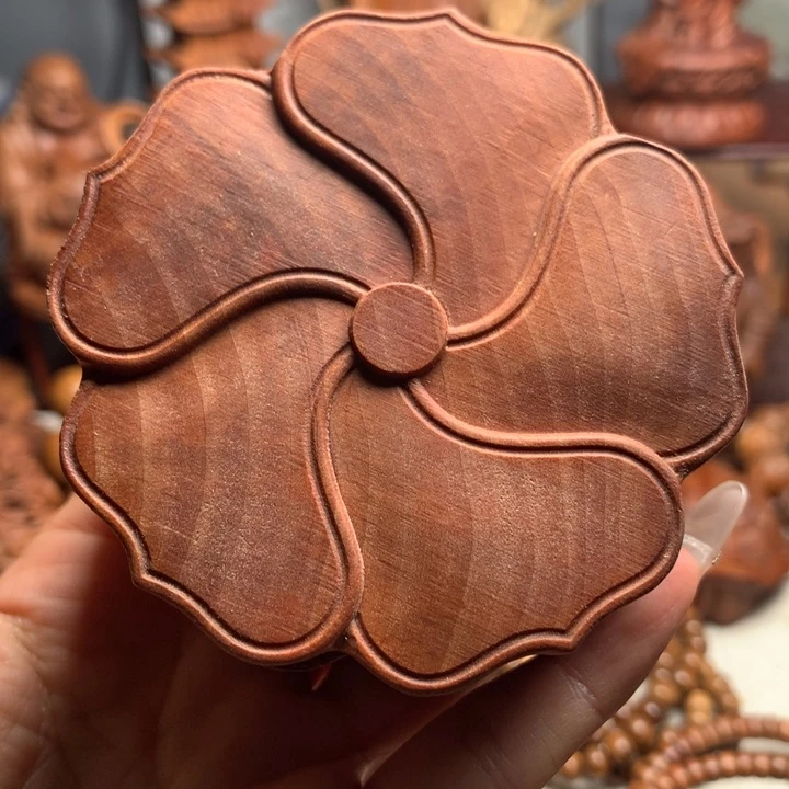 檀香木把件可**爱老山檀木盒子