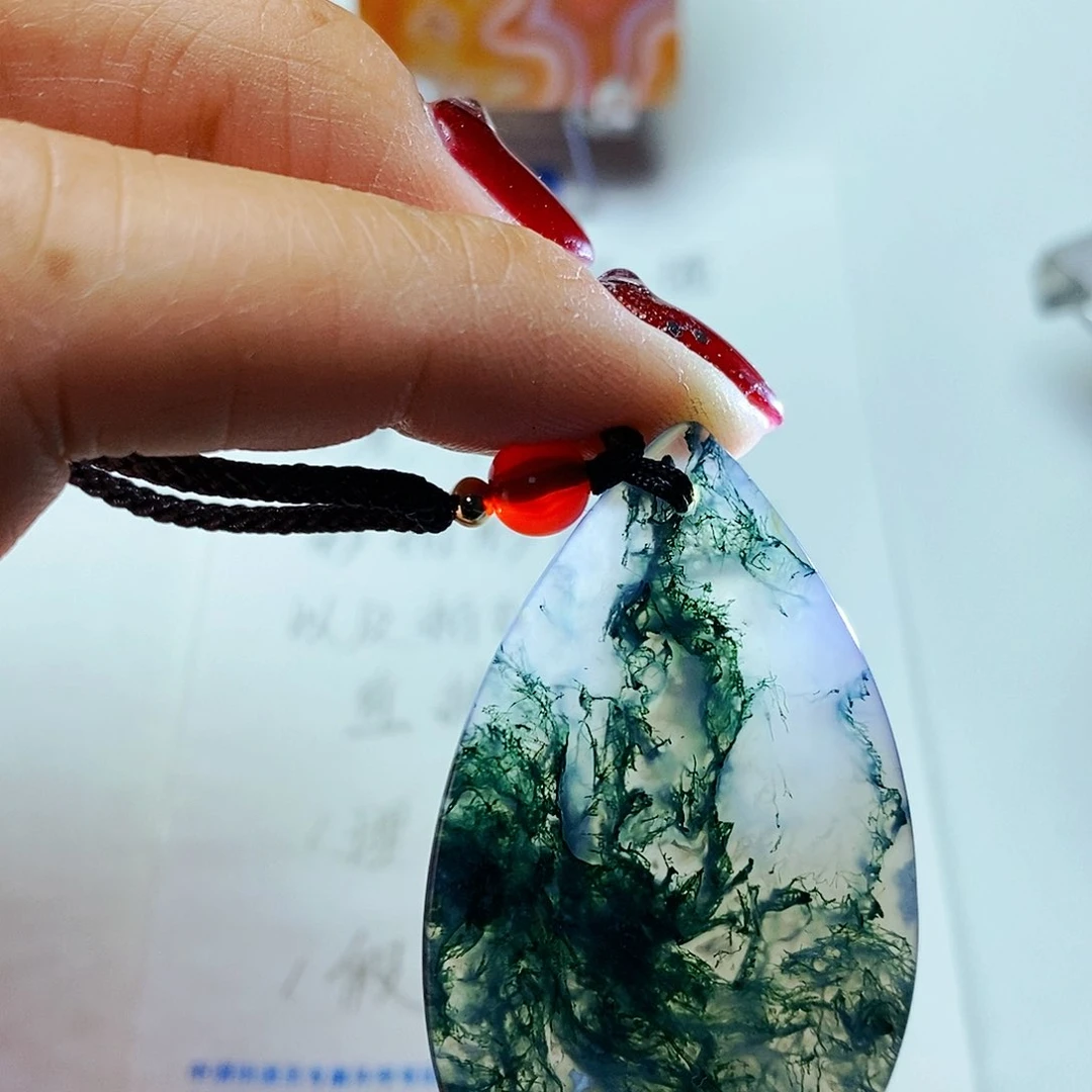 玛瑙/玉髓颈饰未镶嵌情****.