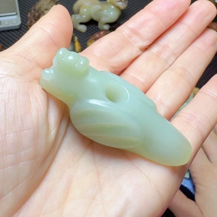 和田玉挂件未镶嵌