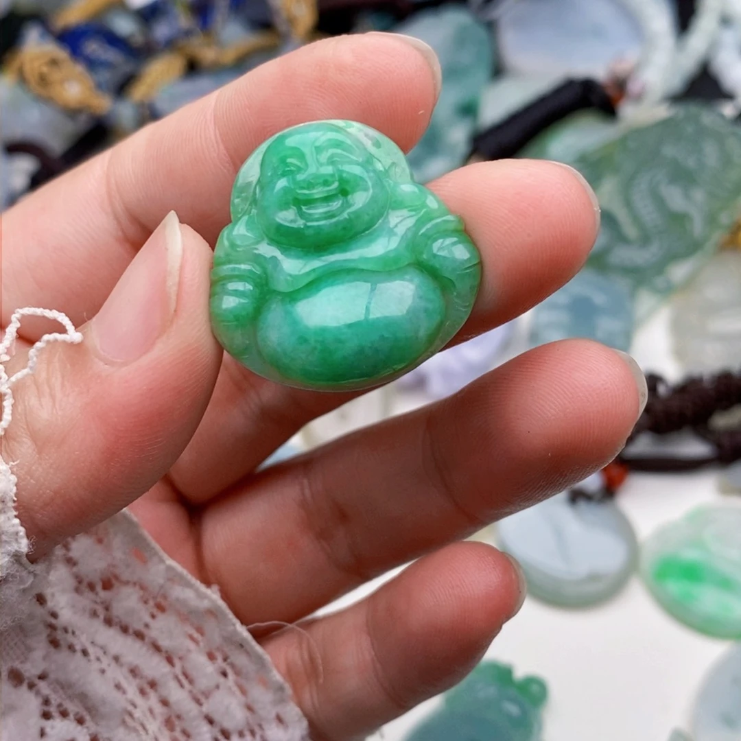 颈饰未镶嵌翡翠心**钰佛