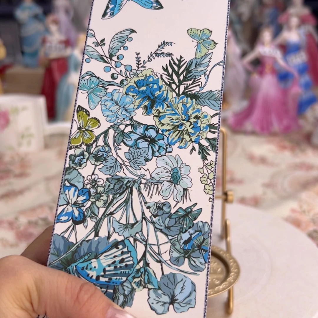 A***༣瓷片蓝花。