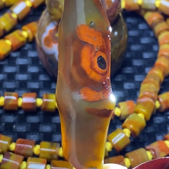 玛瑙/玉髓颈饰未镶嵌