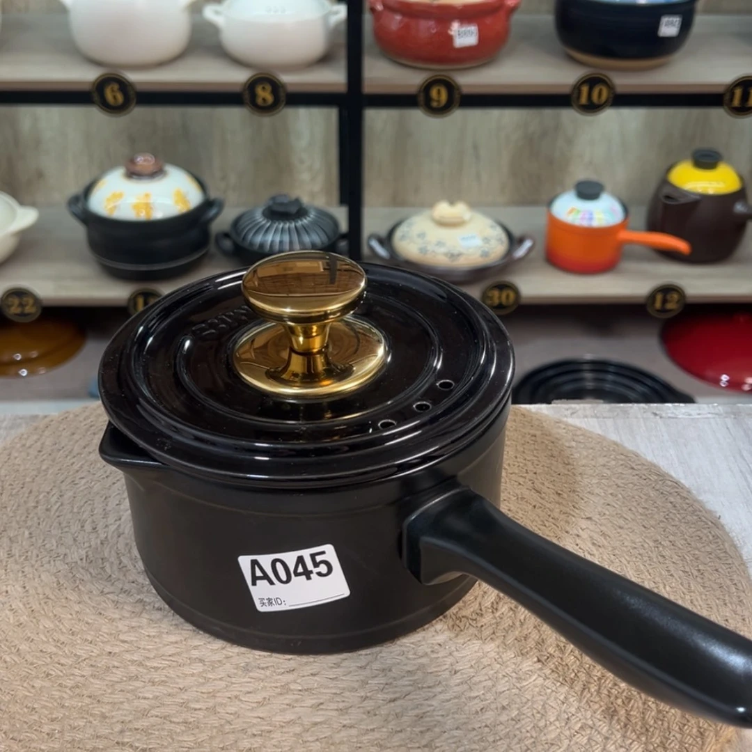 【闪购商品】1.5升砂锅微瑕疵品045