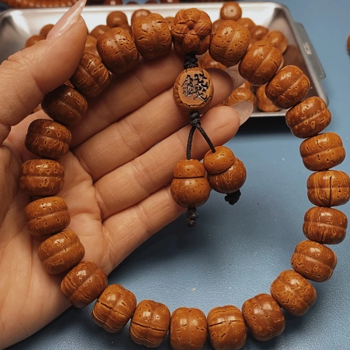 桃核手持汉堡16花皮色差21颗