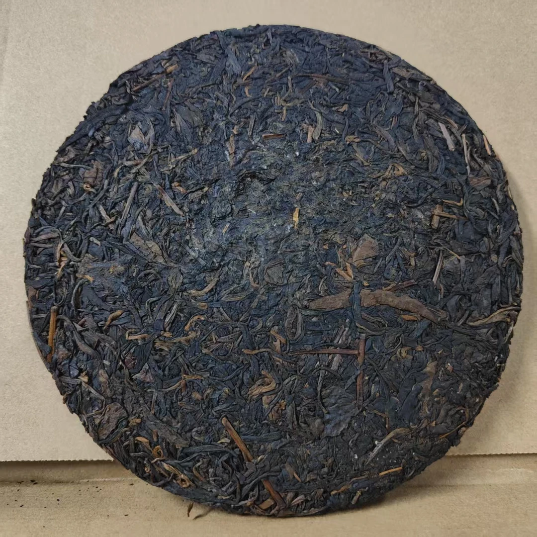 80年代 飞台 【干仓】红印号级茶  357±20g/饼 普洱茶 生茶