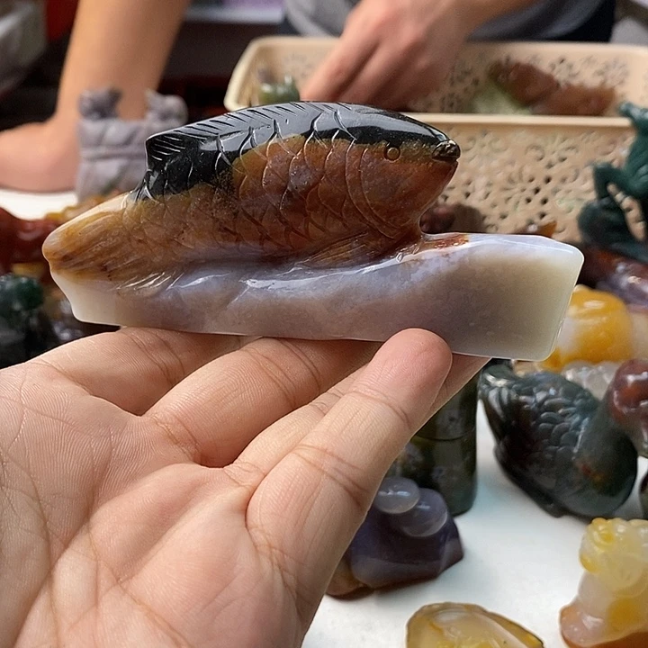 玛瑙/玉髓未镶嵌颈饰