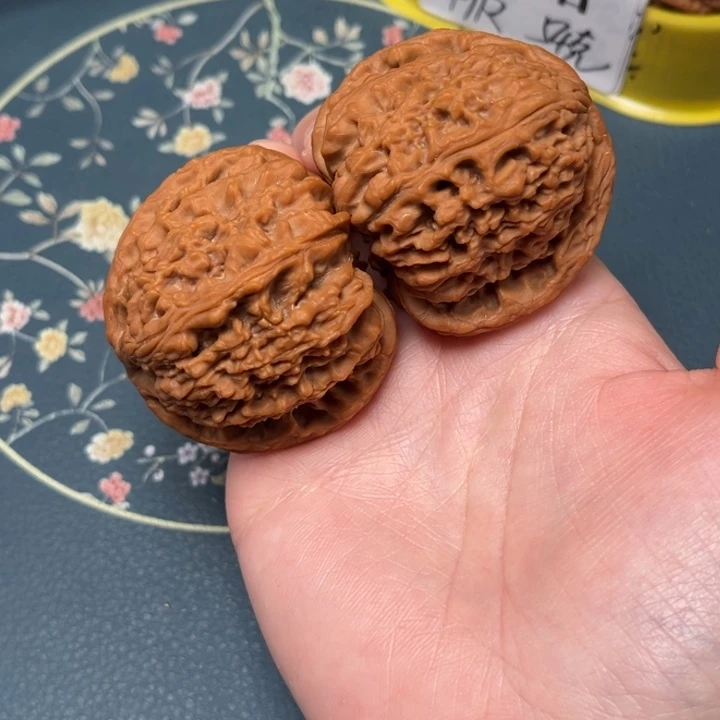 文玩核桃吊坠47-34073-05