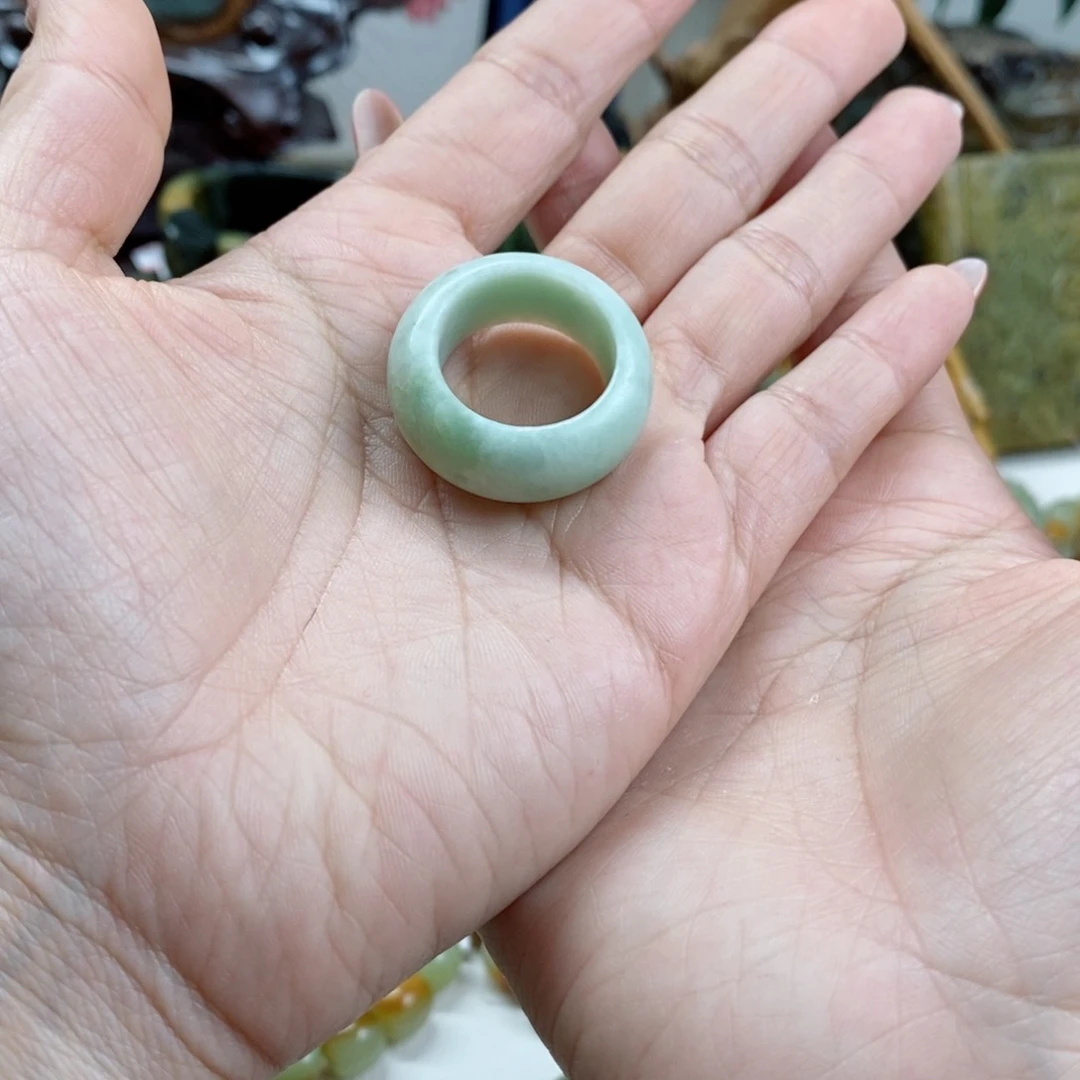 蛇纹石玉戒指未镶嵌
