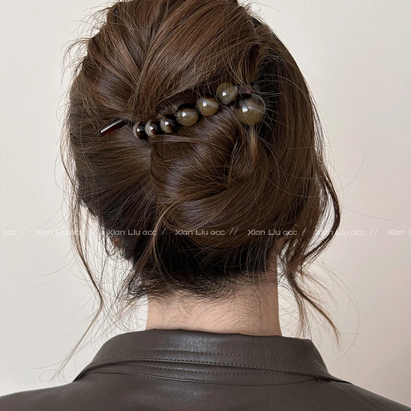 高级感咖色珍珠扭扭夹女2025新款后脑勺发夹一字抓夹气质盘发头饰