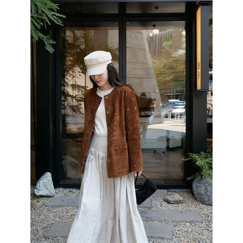 杨小妖摘星皮衣 高端小羊皮绒面重工钉珠机绣皮衣外套女春25新款