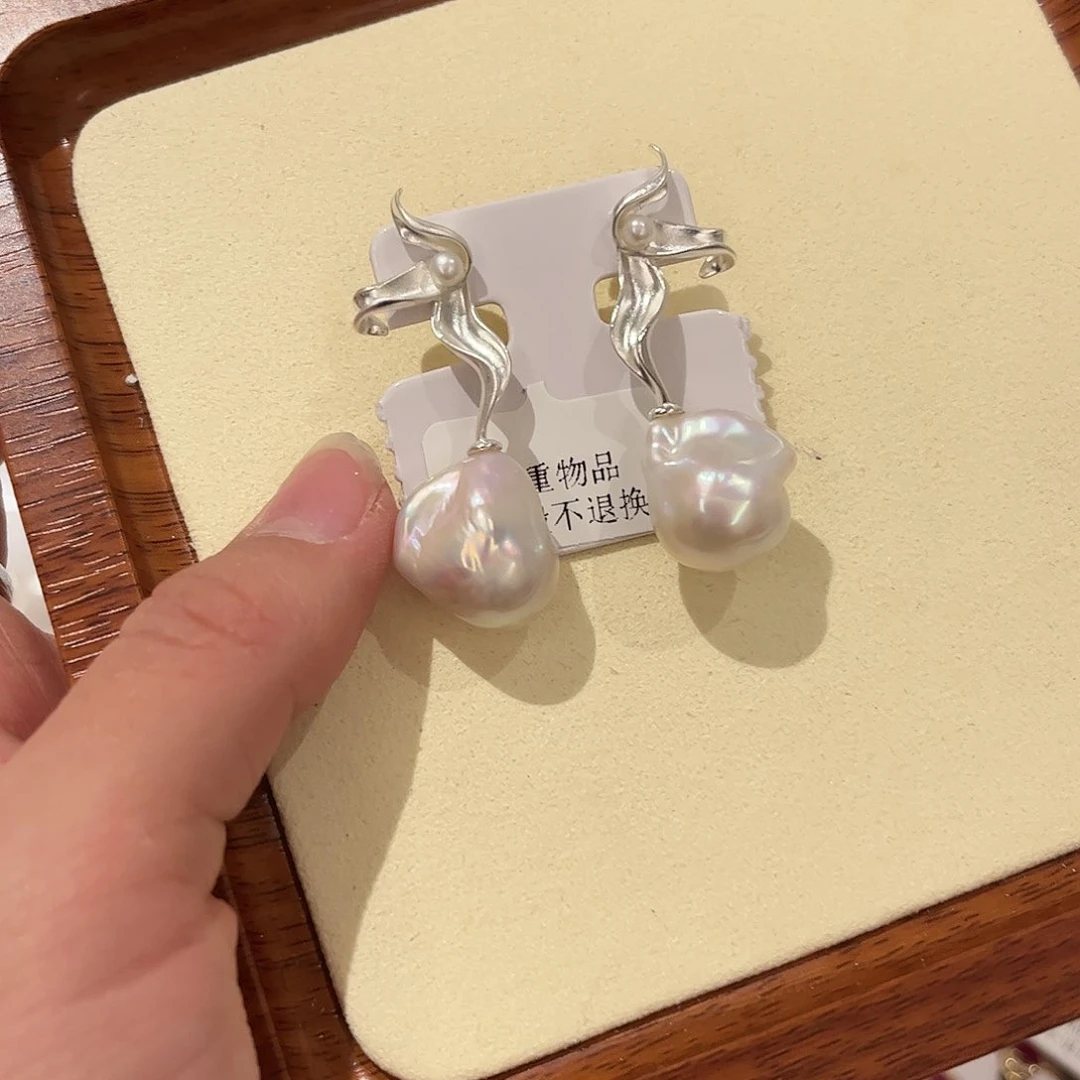 淡水珍珠耳饰合金