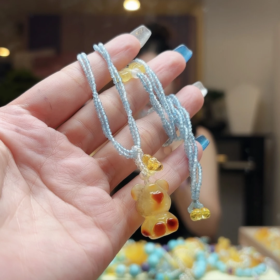 未镶嵌颈饰琥珀琥珀