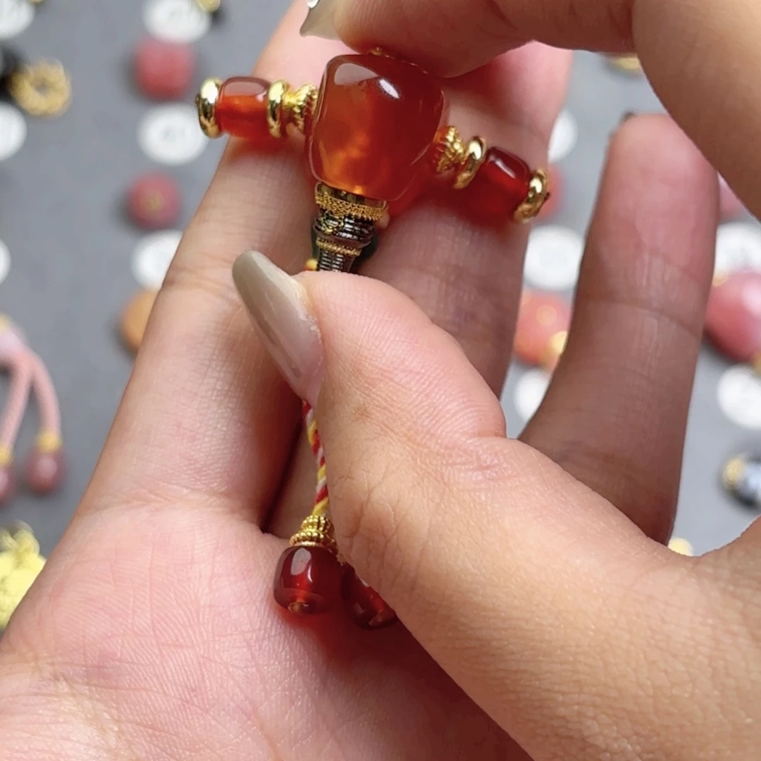 玛瑙/玉髓文玩配饰未镶嵌小**仔