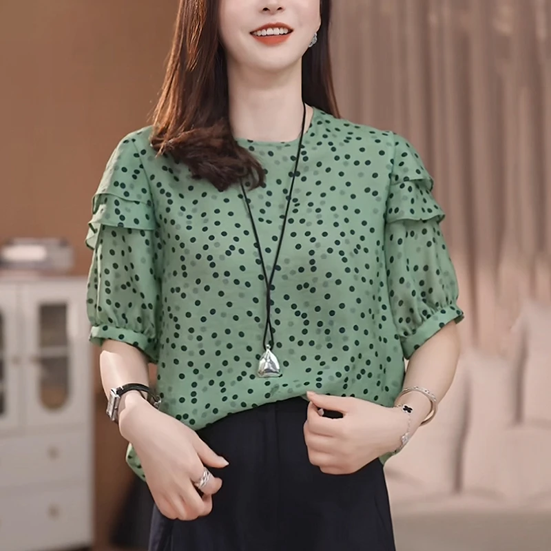 2025夏季新款绿色波点衬衫女休闲显瘦减龄设计感时尚别致上衣