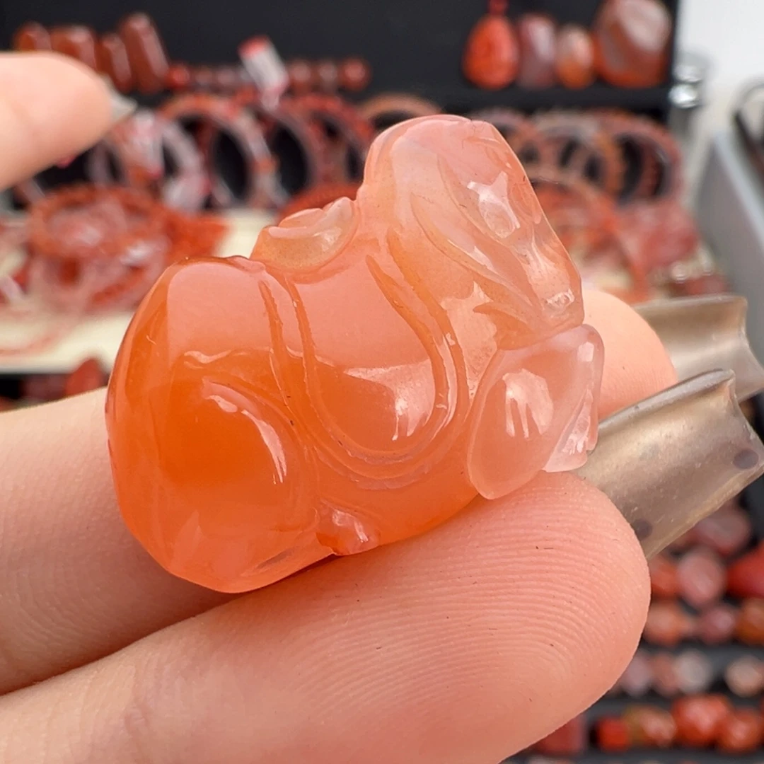 南红玛瑙未镶嵌颈饰