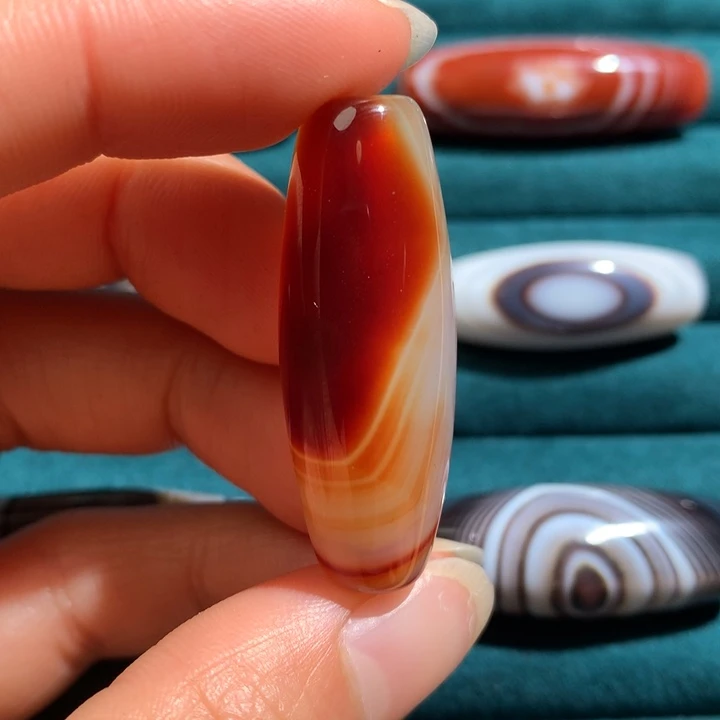 未镶嵌玛瑙/玉髓珠宝奇石