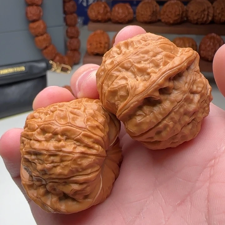 L随机麻核桃一对0934