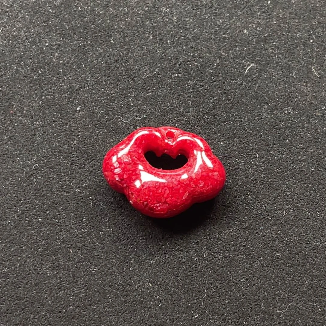 天然辰砂晶体砂如意锁