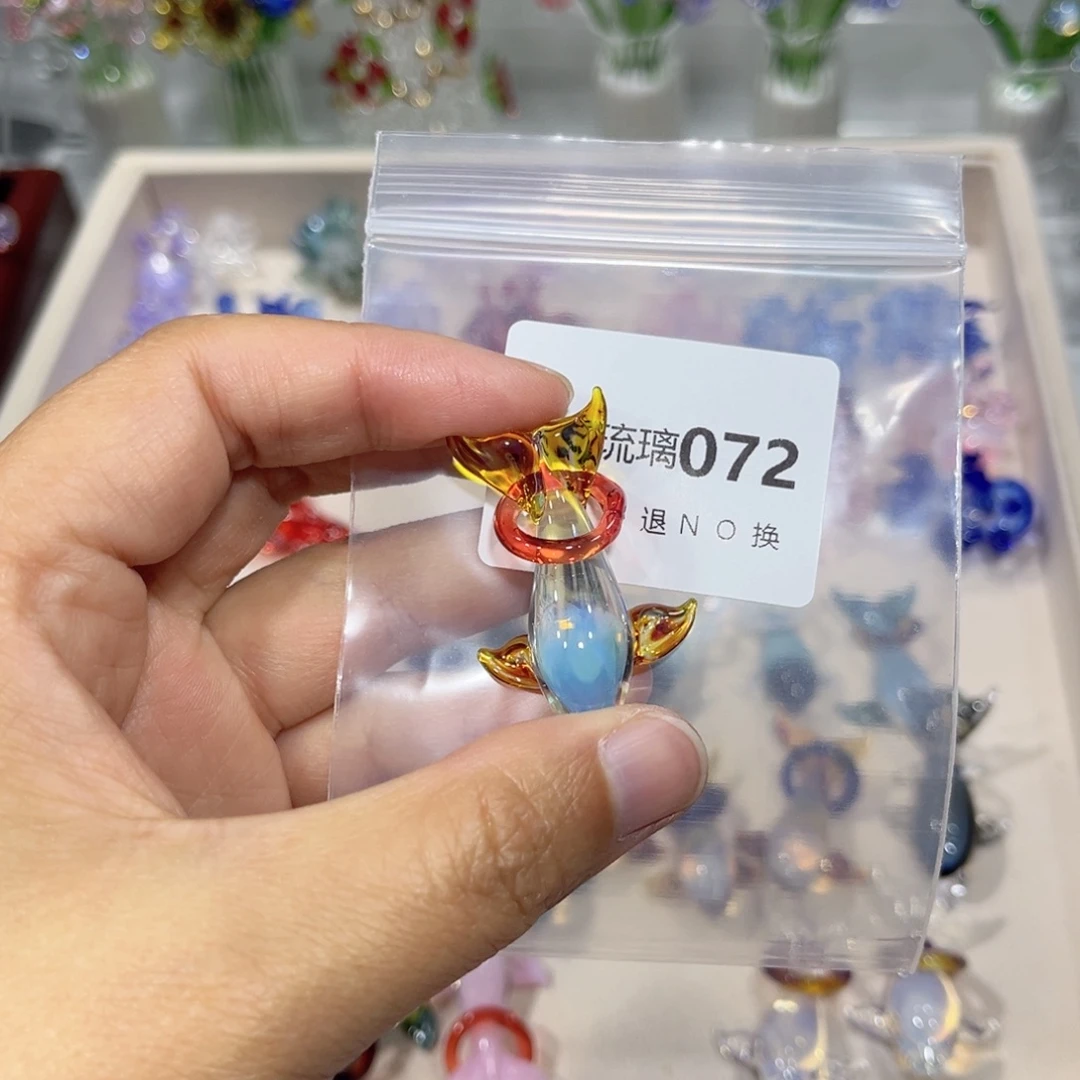 七***宁琉璃吊坠（不含链）72鲸鱼一个