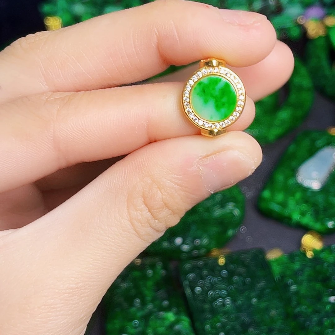 颈饰银S925镶嵌翡翠多样性