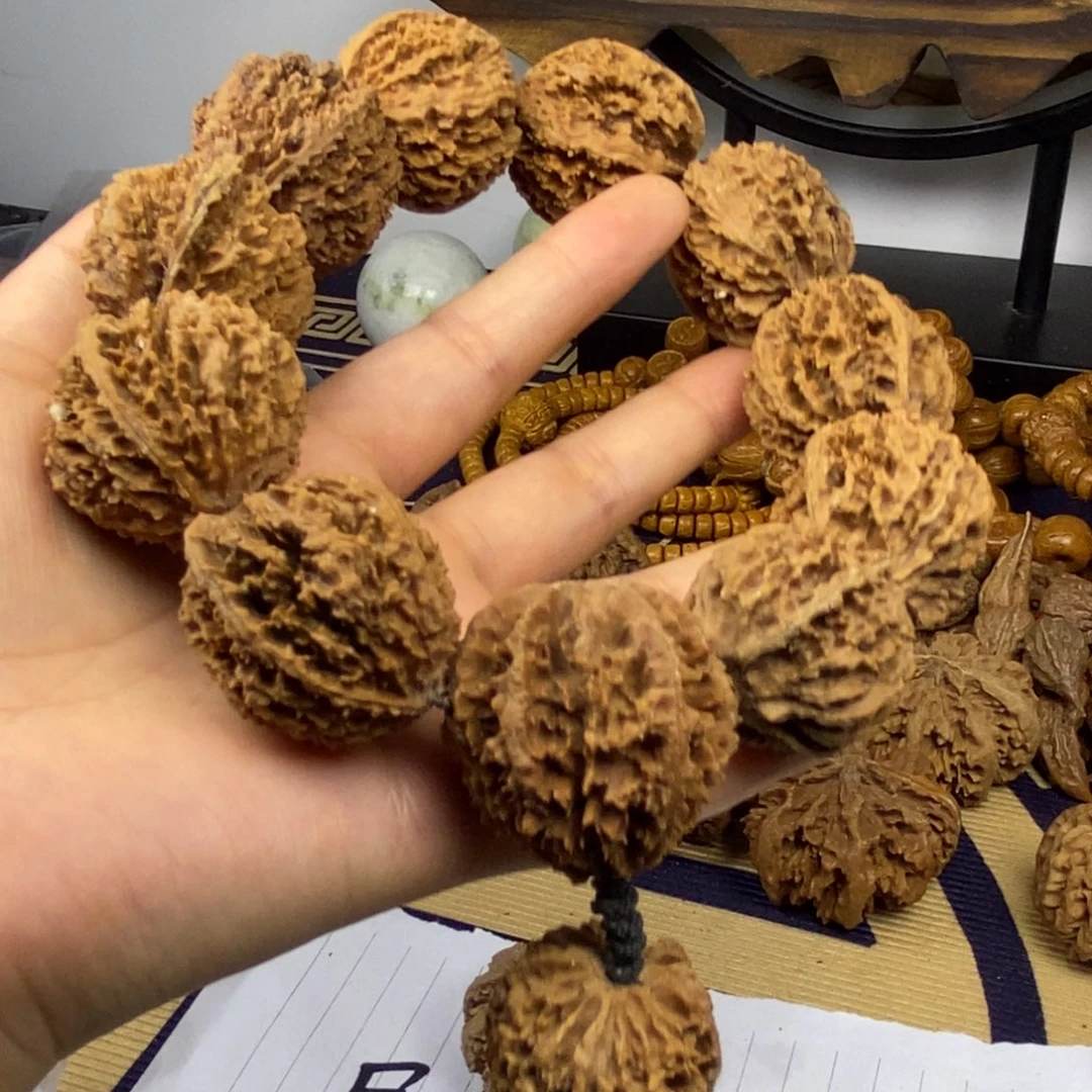 文玩核桃吊坠满天星灯笼30