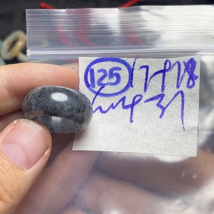 定制翡翠未镶嵌明天