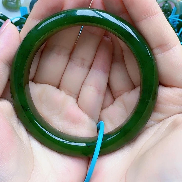 和田玉（碧玉）手镯未镶嵌